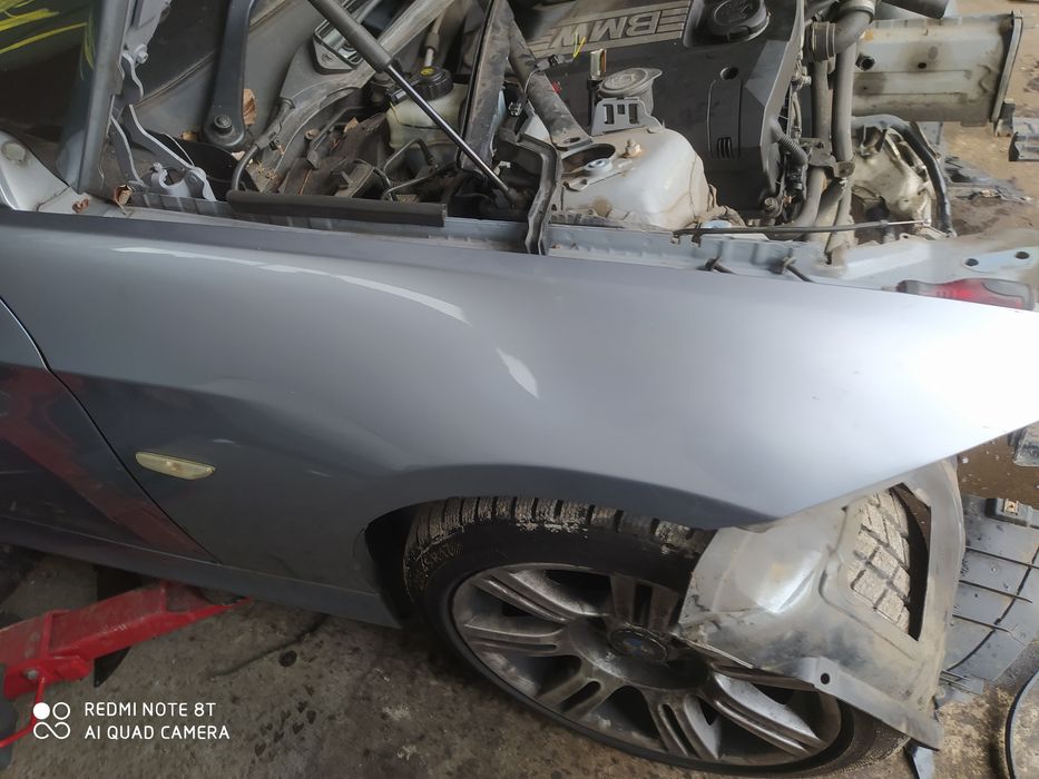 Drzwi prawe lewe prawa lewa strona przód tył BMW E90 bluewater 896/6