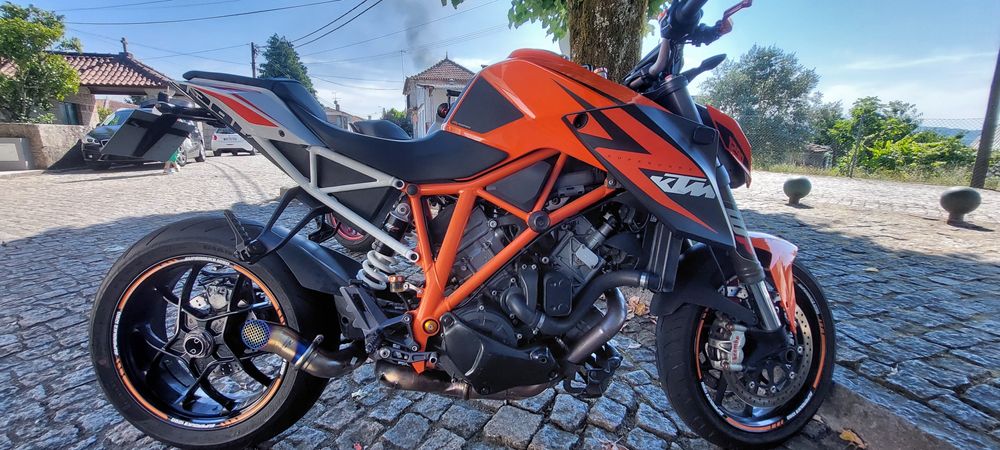 ktm 1000cc