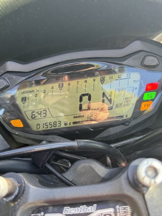 Продам мотоцикл Suzuki gsx s 1000 в супер стані