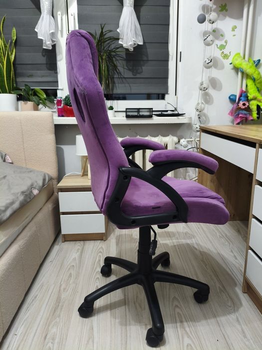 Fotel welurowy gamingowy do biurka