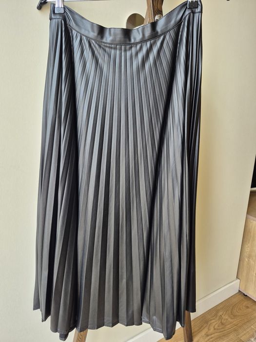 Спідниця максі плісирована імітація шкіри Zara