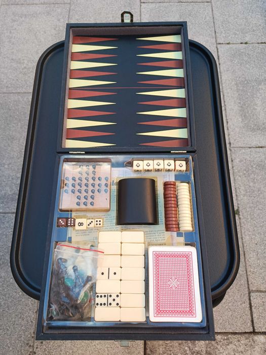 Conjunto Jogos Tabuleiro
