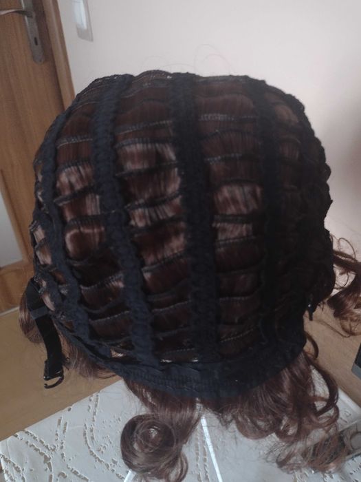 Peruka damska nowa.