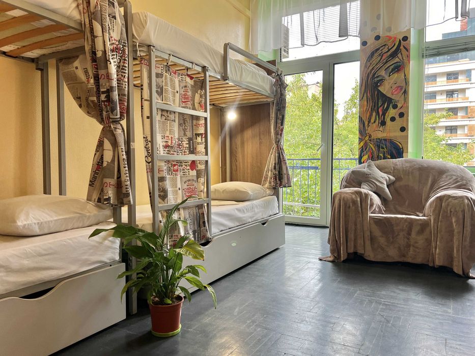 Хостел - современный! Шевченковский район! У нас тепло и горячая вода!