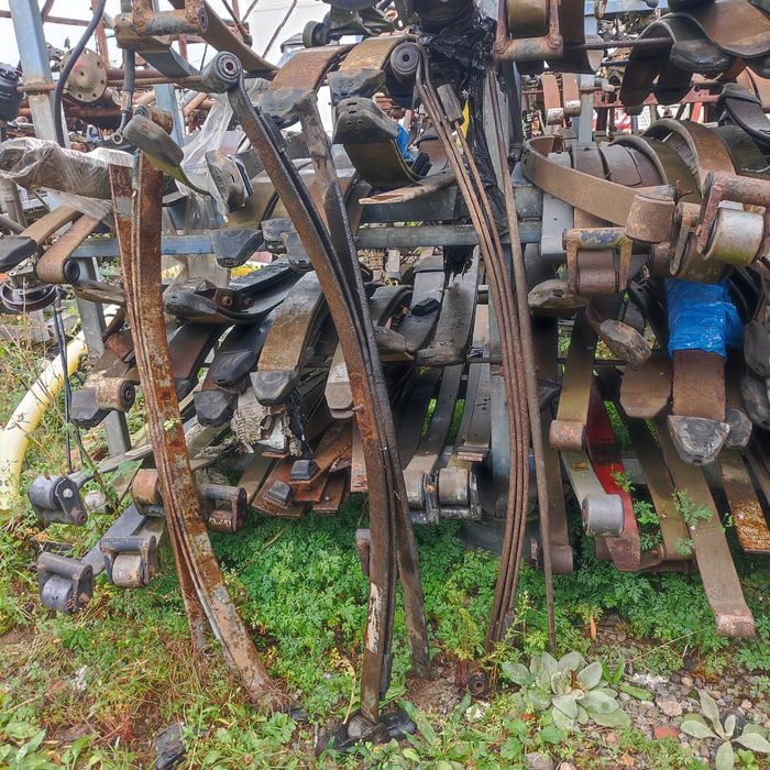 Sprężyna resor Mercedes sprinter Vito kaczka VW Golf Passat audi audi