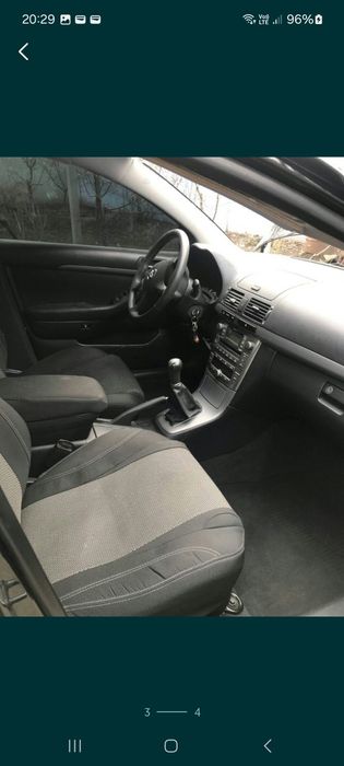 Toyota Avensis t 25 дверь