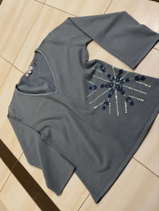 S 36 jasnoniebieski sweter dekolt V nowy z metką rękaw krótszyEssentia