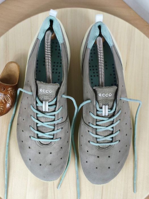 Buty r. 39 ECCO BIOM damskie skórzane sportowe