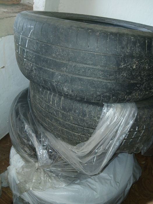 Продам резину б/у