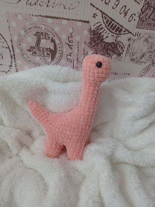 Pluszowy brontozaur