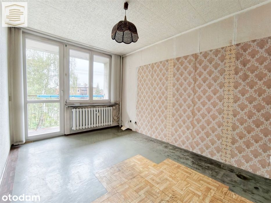 Ustawne 2 pokojowe mieszkanie z możliwością aranżacji na 3 pokojowe.