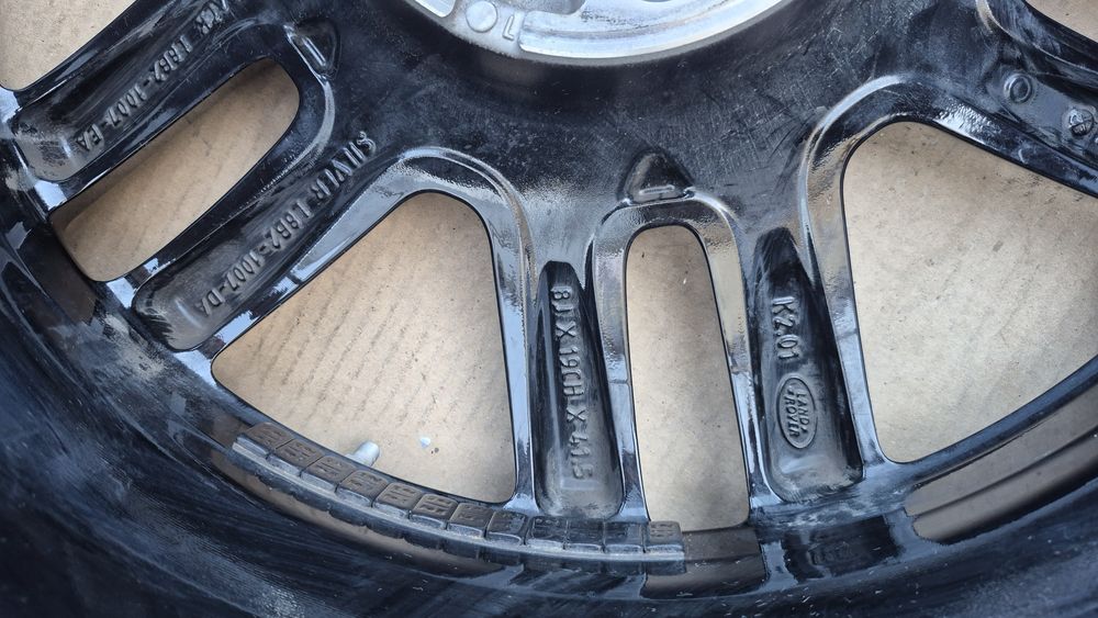 Felgi aluminiowe 19", 5x120, et41.5 ,8J. Otwór 72.6.