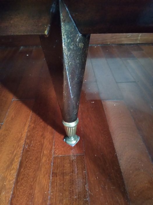 cómoda de boa madeira + 2 cdeiras  Até 22 dezembro