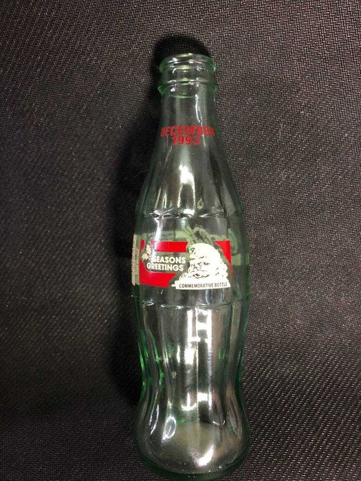 Стакан та бутилка Coca-Cola 1993 рік