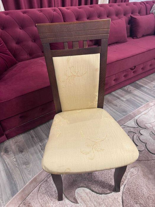 Продам меблі в хорошому стані крісла і стіл