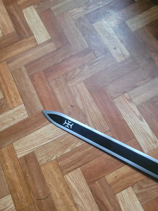 Miecz Kirito – to replika broni jaką władał Kirito –