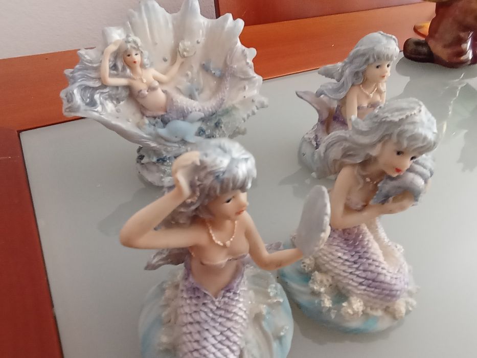 4 estatueta de sereias	novas
