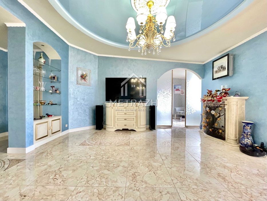 Продам 3 к. квартиру 150 м2 ЖК Гольдберговская Левада Гагарина ремонт