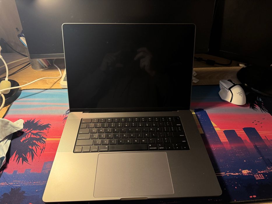 MacBook pro m1 pro 16" 16/512