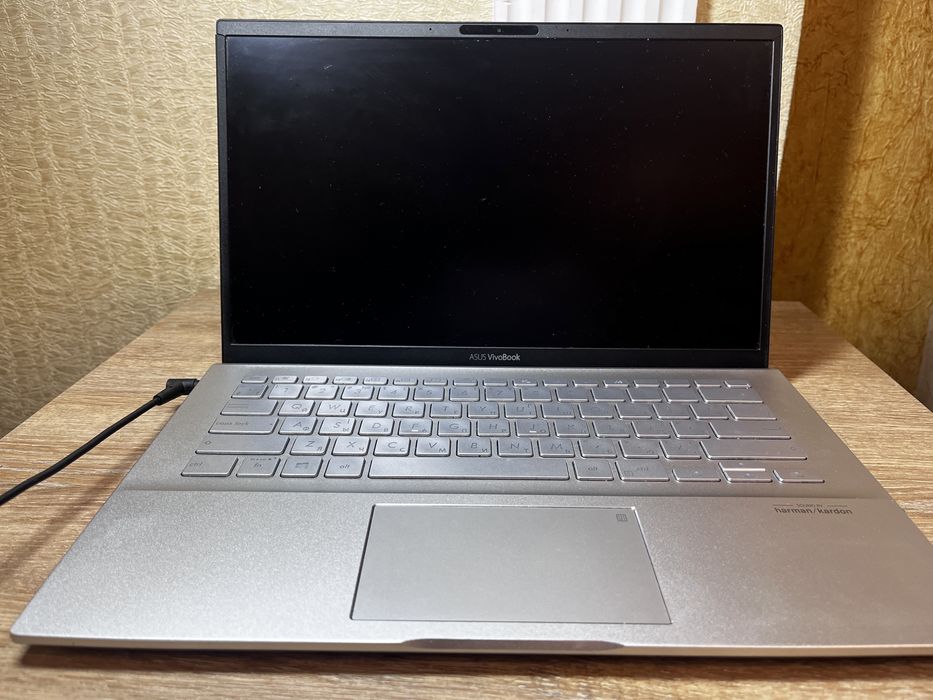 Ноутбук ASUS VivoBook S14