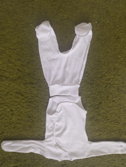 Одяг дитячий для новонароджених