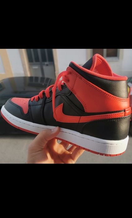 Air Jordan 1 Mid