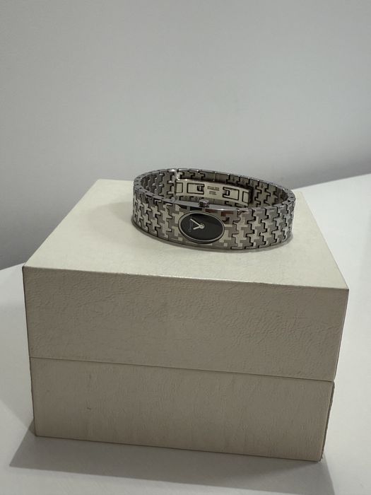 Christian Dior годинник часы