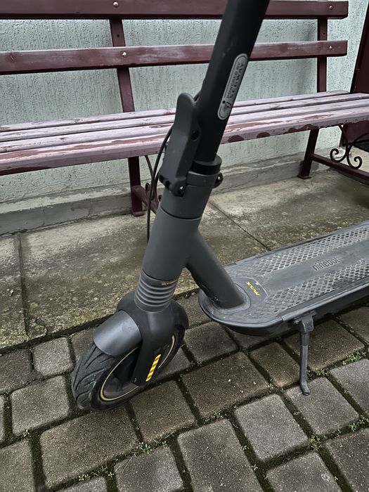 самокат ninebot g2max