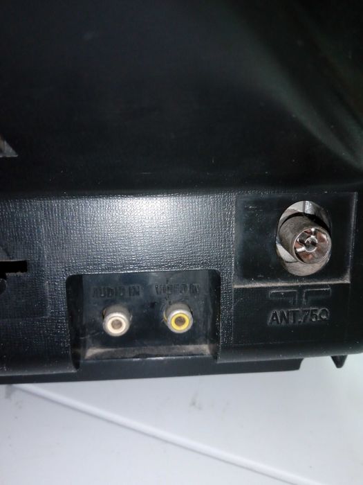 Televisão sanyo manual sem comando