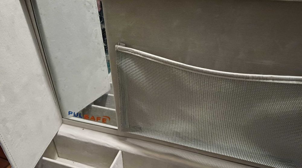 Mala Metálica com 12 Divisórias, Rede e Espelho