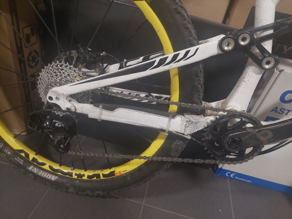 Specialized enduro comp b650