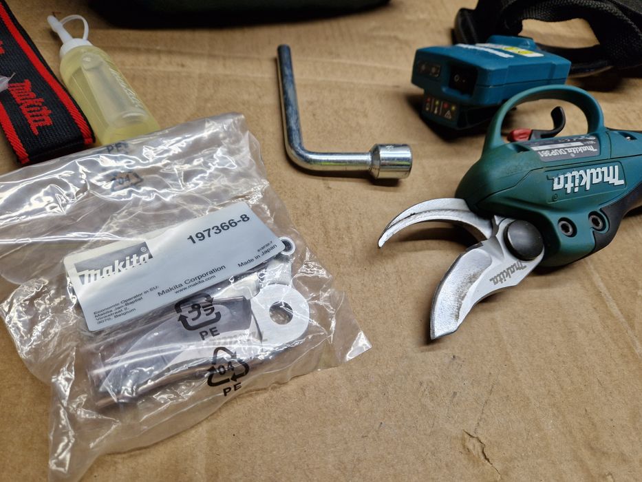 Sekator elektryczny MAKITA DUP 361 36V 2019 r