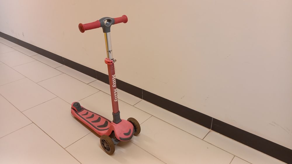 Hulajnoga Milly Mally różowa dla dziewczynki