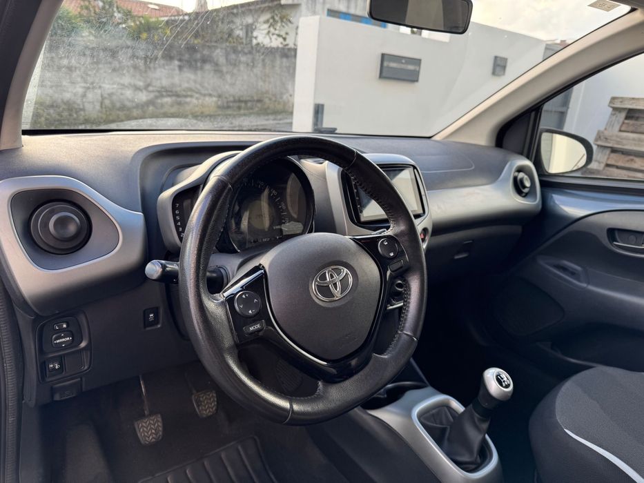 Vende-se Toyota AYGO