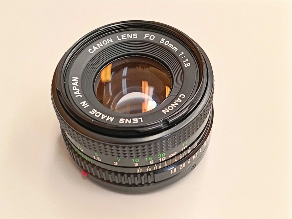 Objetivas fotográficas Canon, Pentax, Minolta e Schneider Kreuznach para limpeza/reparação/peças.