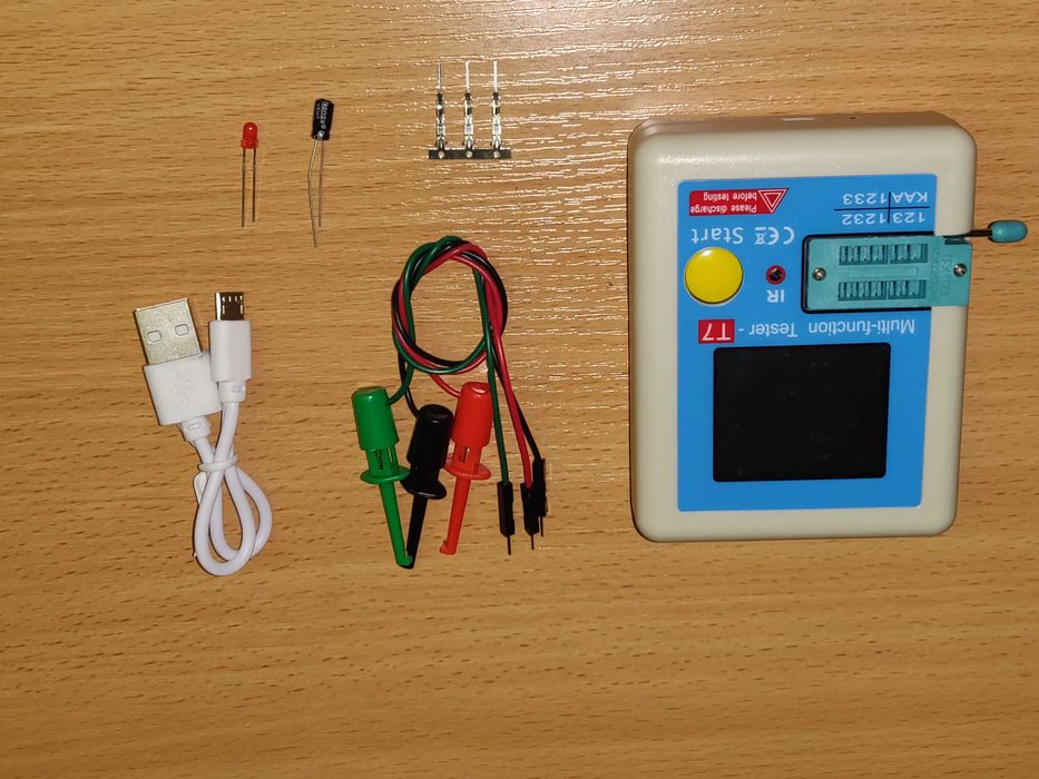 Багатофункціональний тестер радіокомпонентів  LCR-T7, ESR