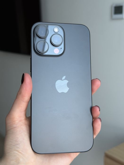 Продам iPhone 16 Pro Max 256GB