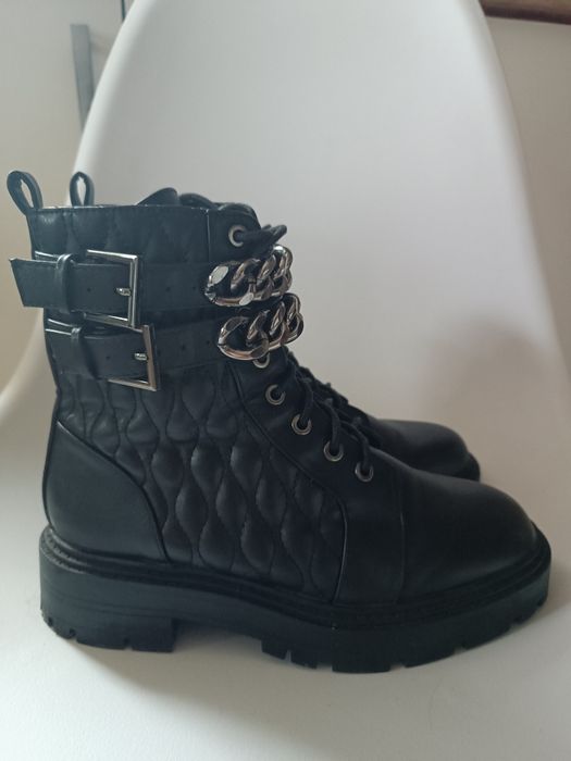 Czarne workery botki Reserved 37