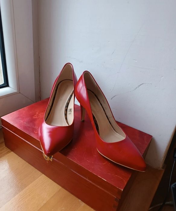 Szpilki skórzane Prima moda