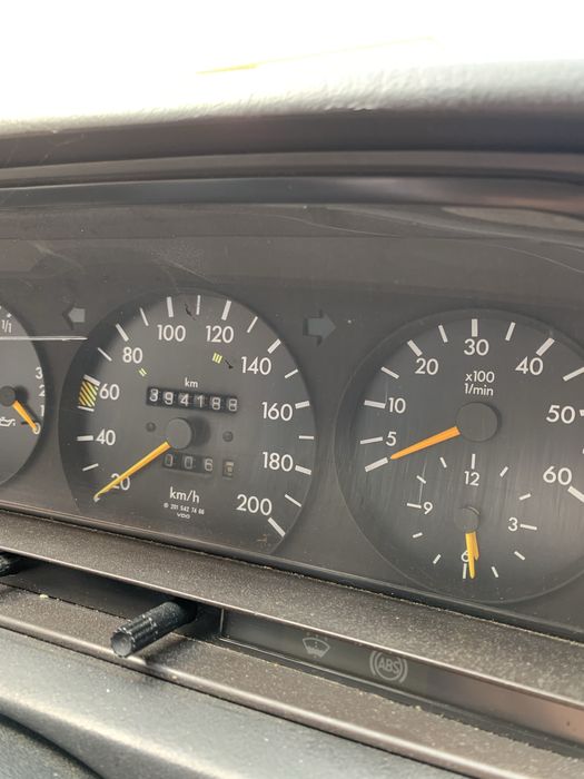 Mercedes benz 190D 2.5