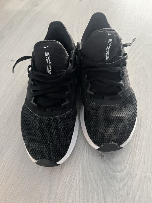 Кросівки унісекс