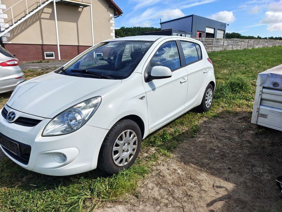Hyundai i20 1,2 klimatyzacja