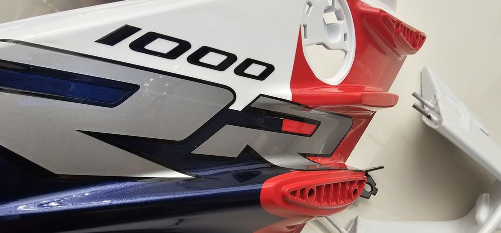 BMW M1000RR 2020-22 zestaw osłon owiewki Nowe
