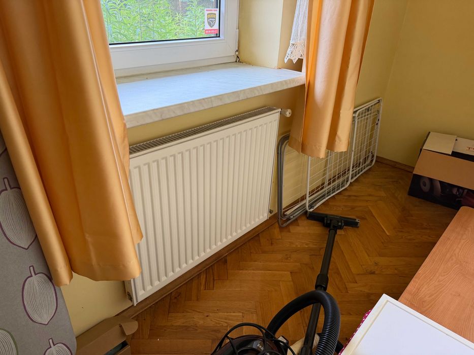 Grzejniki białe w bardzo dobrym stanie , tanio