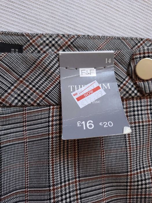 Новые зауженные брюки в клетку, укр размер 50