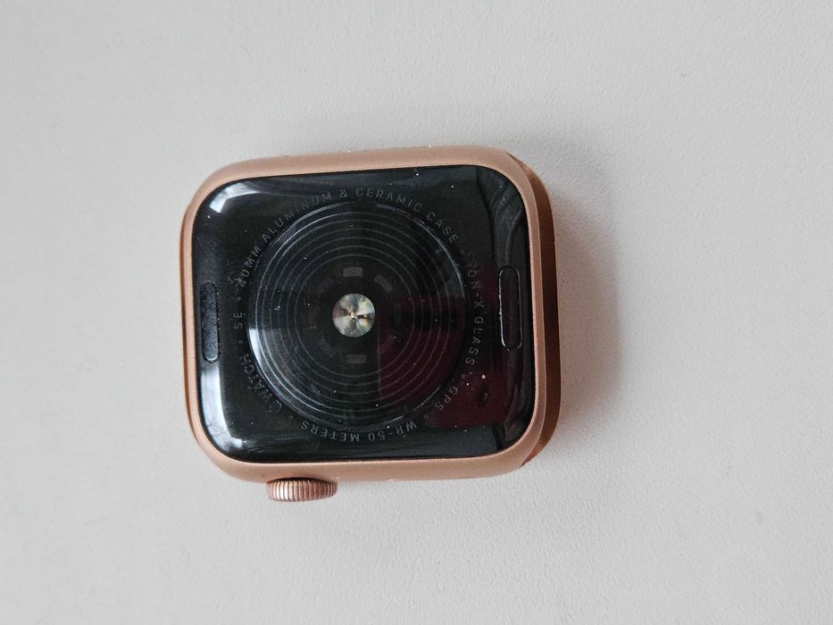 Apple watch SE 40mm NFC