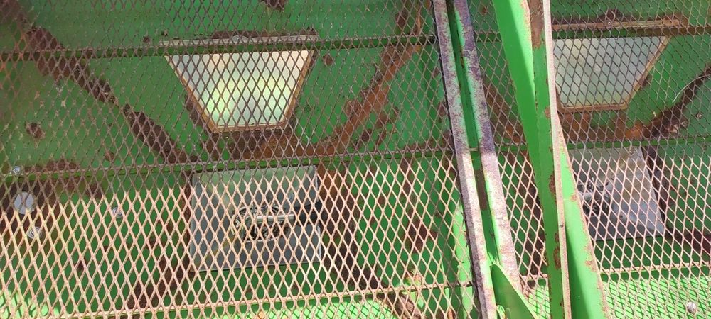 Sprzedam rozsiewacz nawozów amazone  za-m 2700