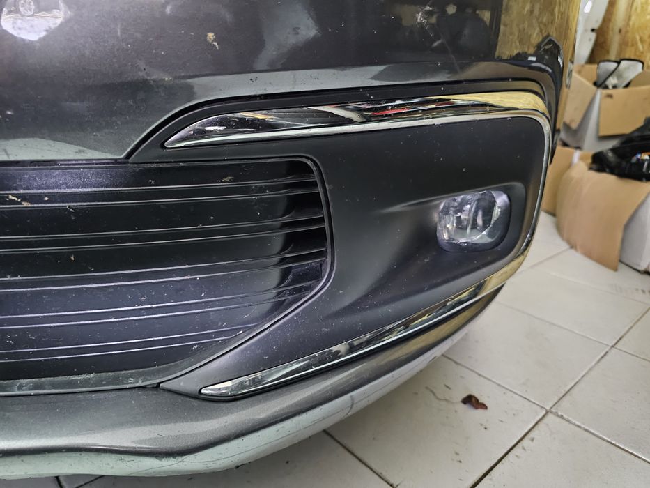 Citroën C4 Spacetourer Grand Picasso Farol Nevoeiro Grelha Friso Simbo