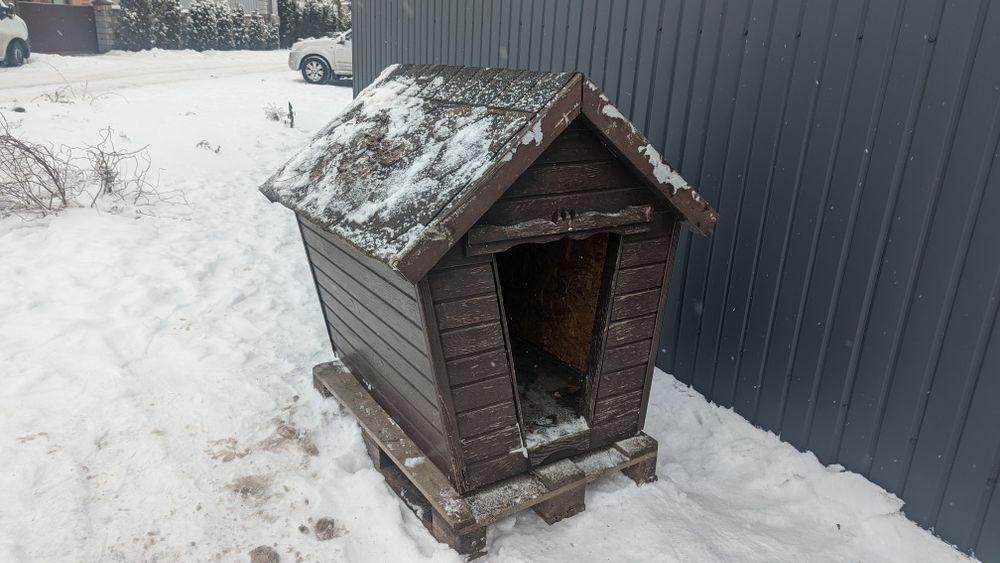 Будка собачья большая 120*100*120 см