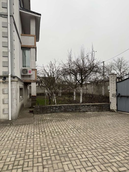 Продам будинок на Саєнко